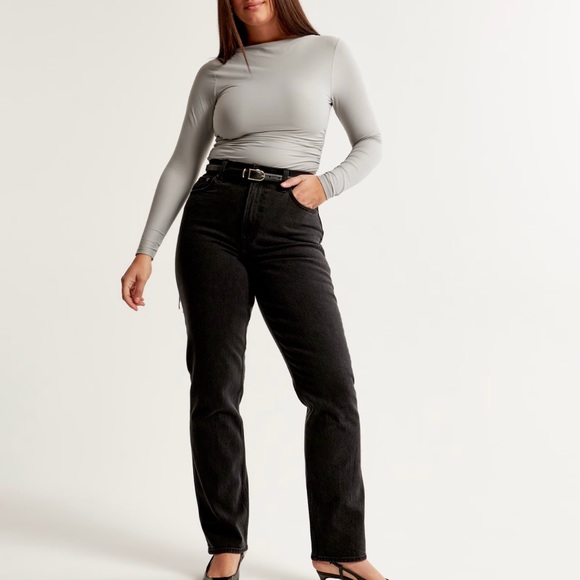 Abercrombie Curve Love Ultra High Rise 99’s Straight Jeans - Black - Picture 1 of 6